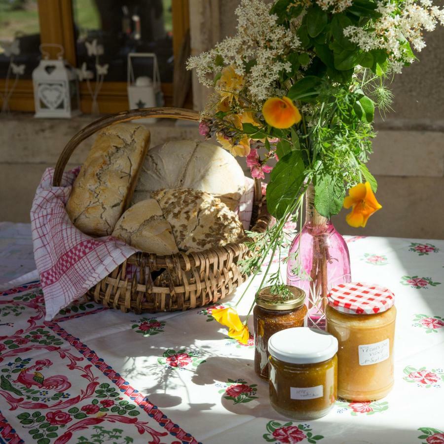 Saint-Vincent-de-Barres "Il Etait Une Soie..."酒店 外观 照片